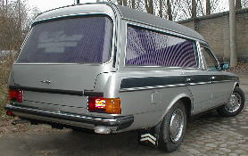 Rappold Aufbau auf kurzem Fahrgestell von Hinten